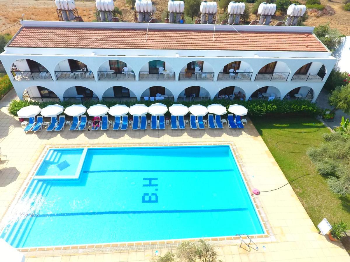 Bare Hill Holiday Apartments Krini Exterior foto