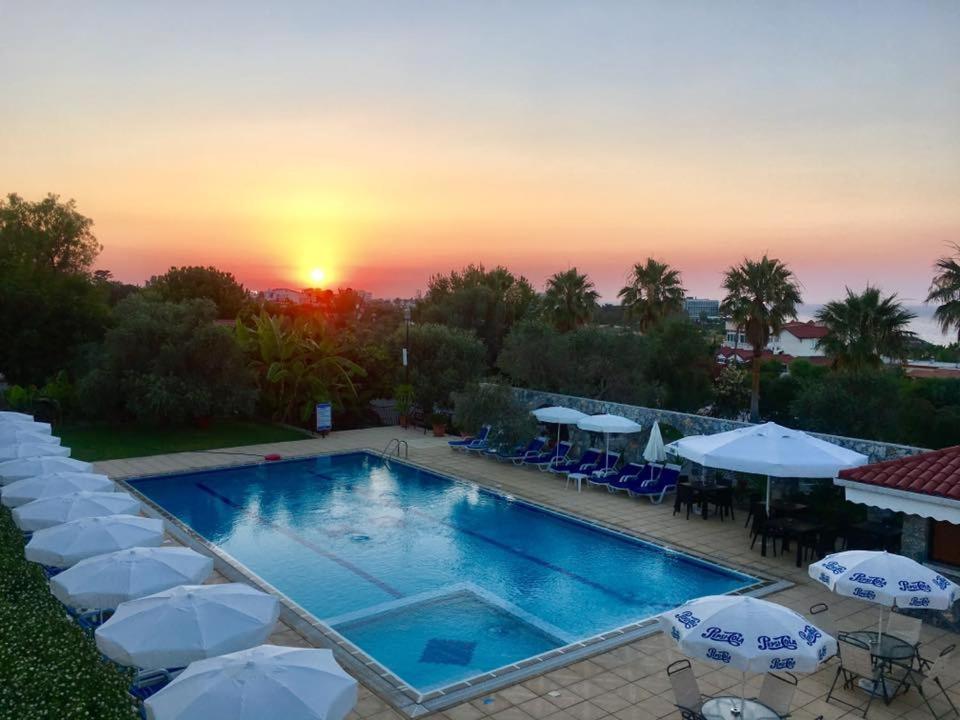 Bare Hill Holiday Apartments Krini Exterior foto