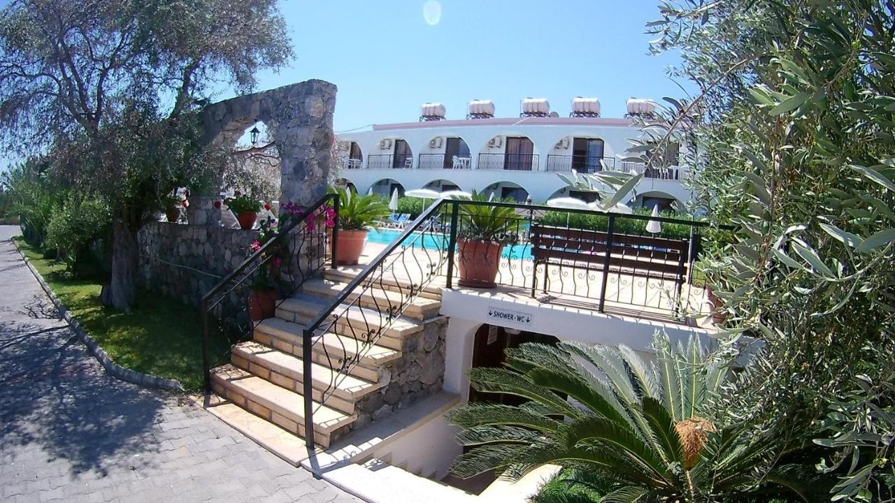 Bare Hill Holiday Apartments Krini Exterior foto