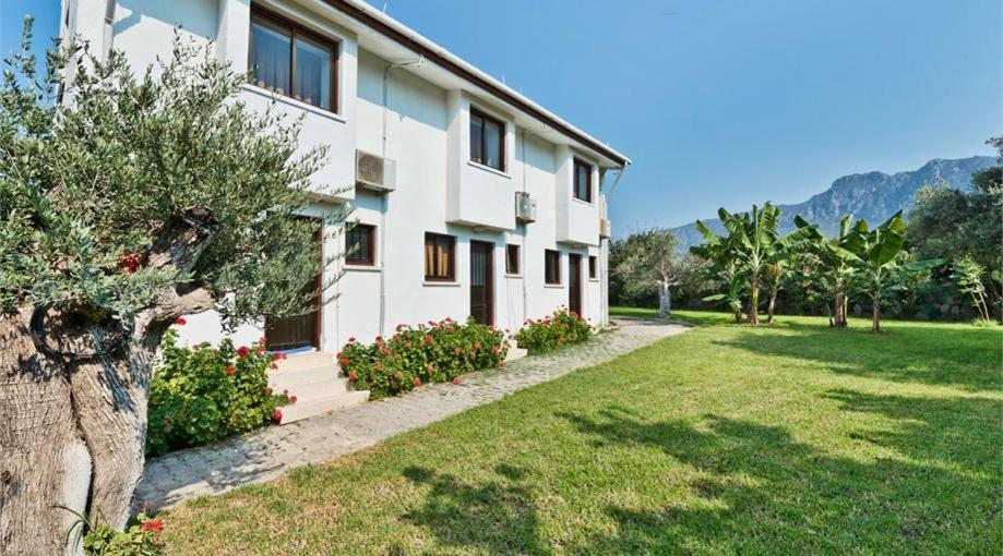 Bare Hill Holiday Apartments Krini Exterior foto