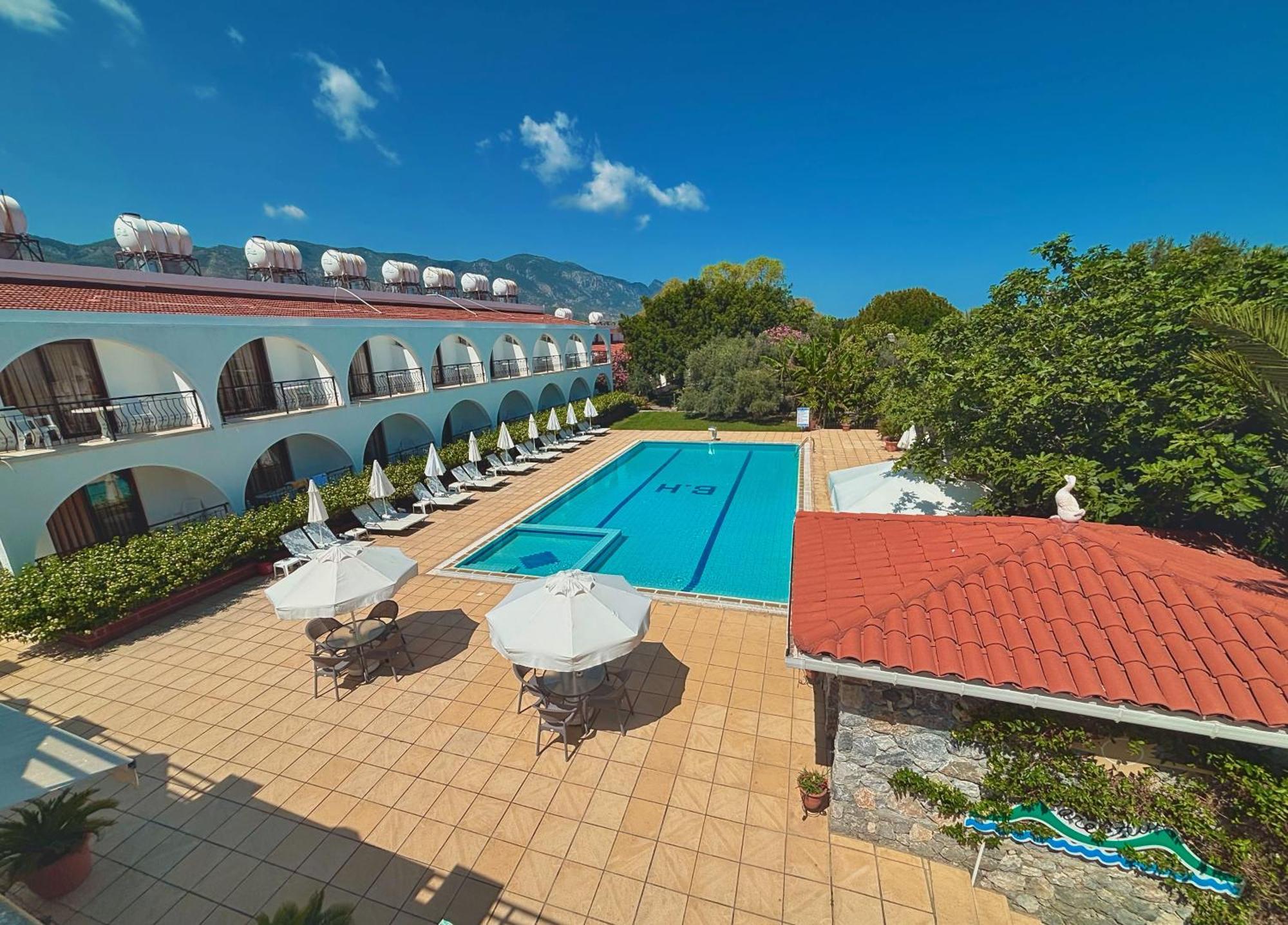 Bare Hill Holiday Apartments Krini Exterior foto