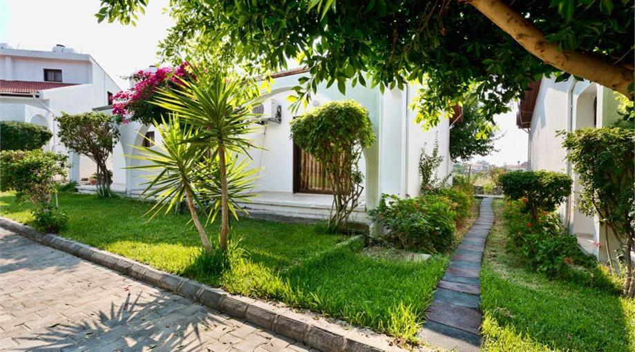 Bare Hill Holiday Apartments Krini Exterior foto
